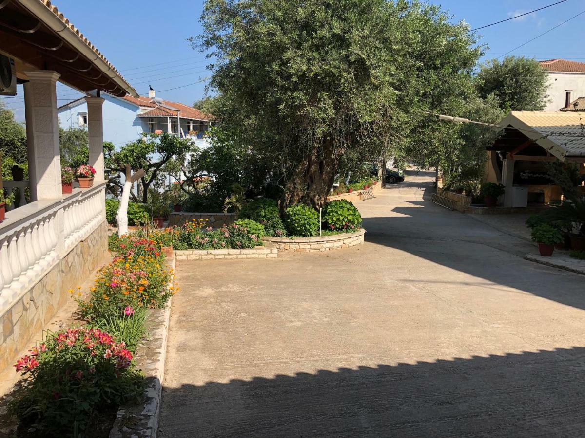 Alexandra' S Village House Kato Korakiana Екстер'єр фото